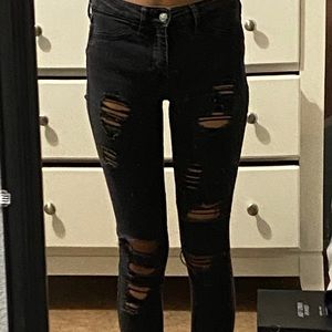Low rise holister super skinny distressed jean